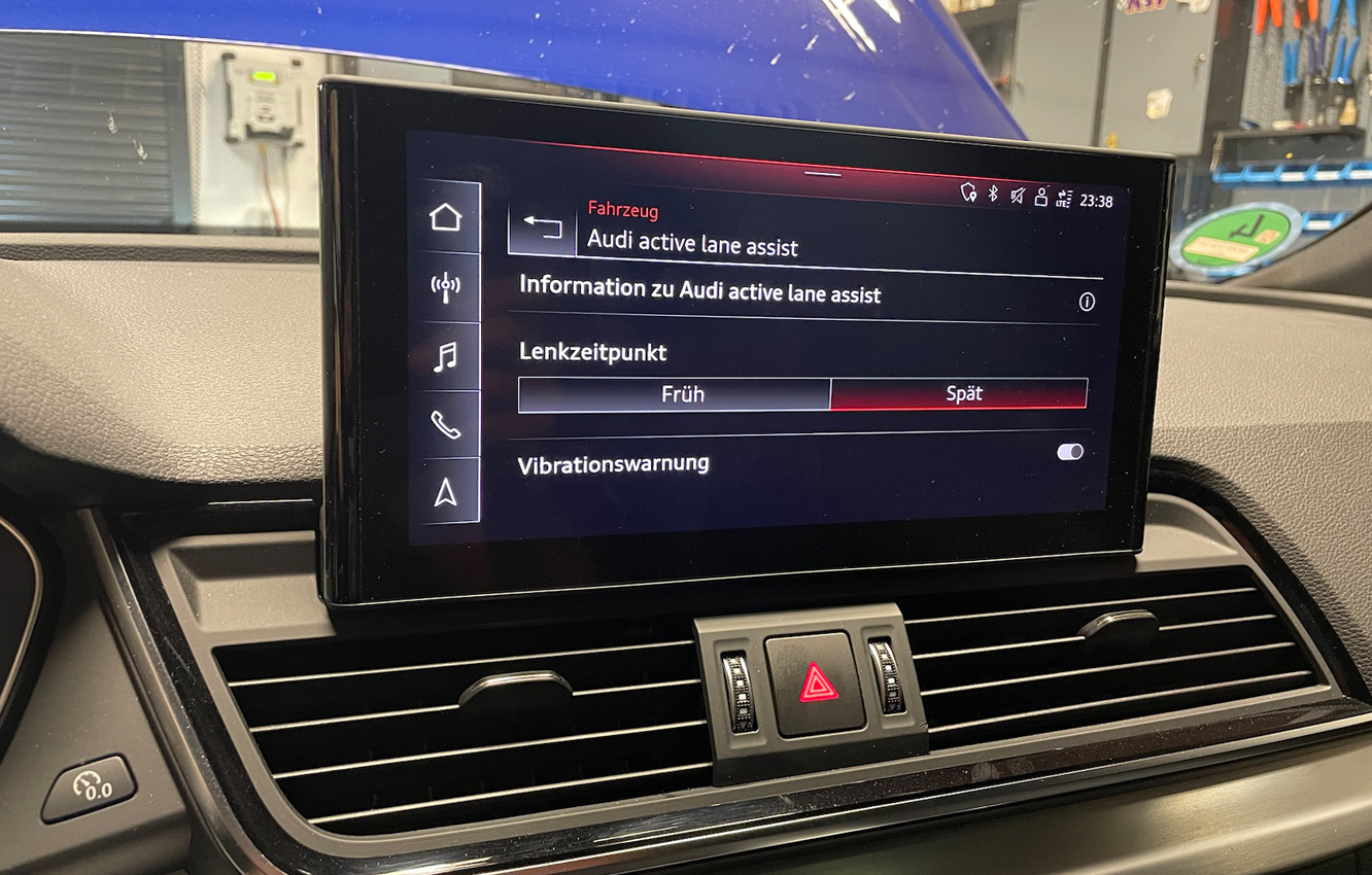 Audi Q5 FY active lane assist Spurhalteassistent Nachrüsten – KFZ KLINIK  FINK