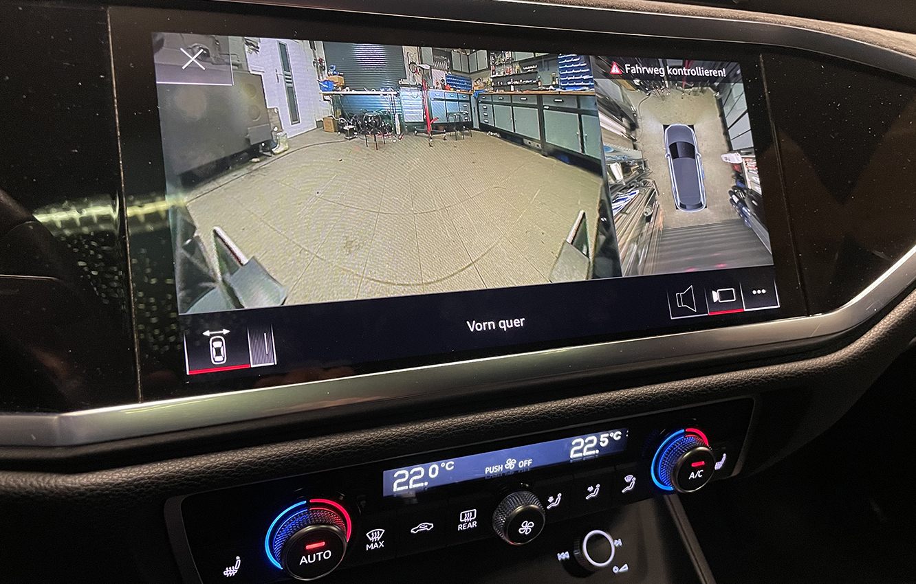 Audi Q3/RSQ3 F3 Umgebungsansicht „Area View“ 360 Grad Kamera – KFZ KLINIK  FINK