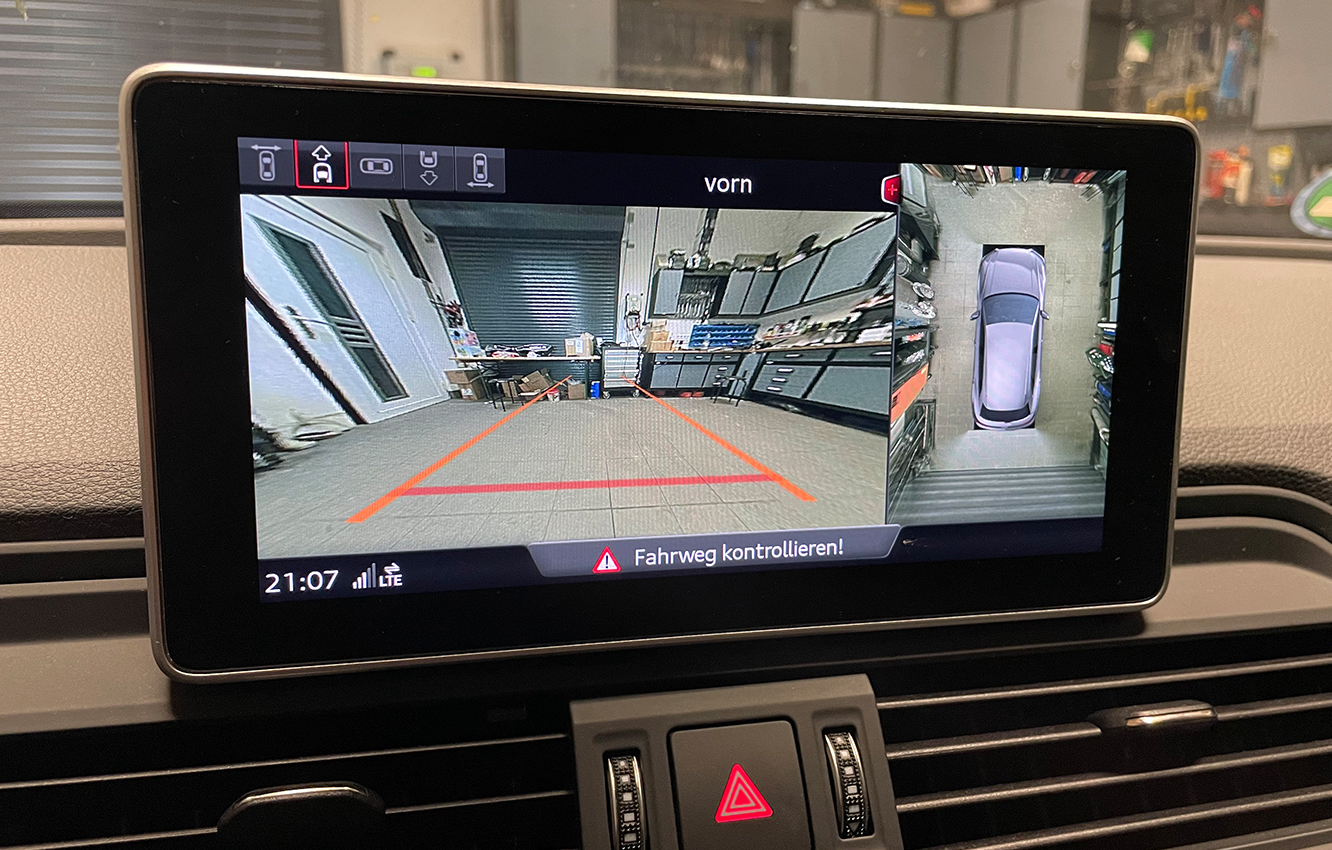 Audi Q5 FY Umgebungsansicht „Area View“ 360 Grad Kamera – KFZ KLINIK FINK